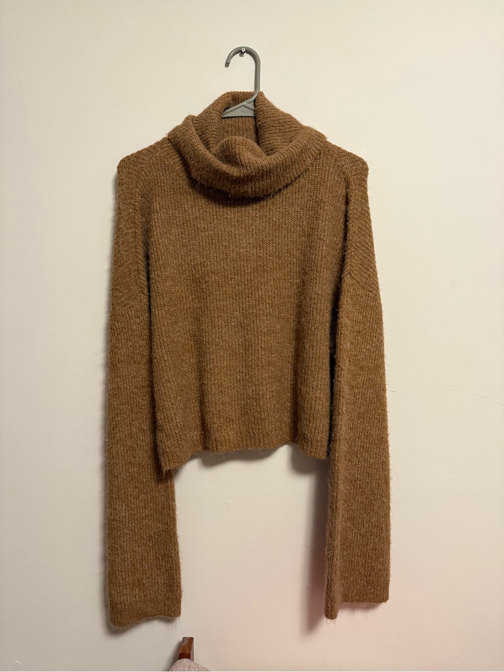 wild fable Cropped Turtleneck Sweater in Camel Brown